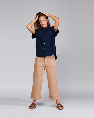 Cotton Short Sleeve Curved Button-Up Shirt