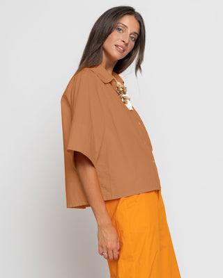 Short Sleeve Cropped Button-Up Shirt